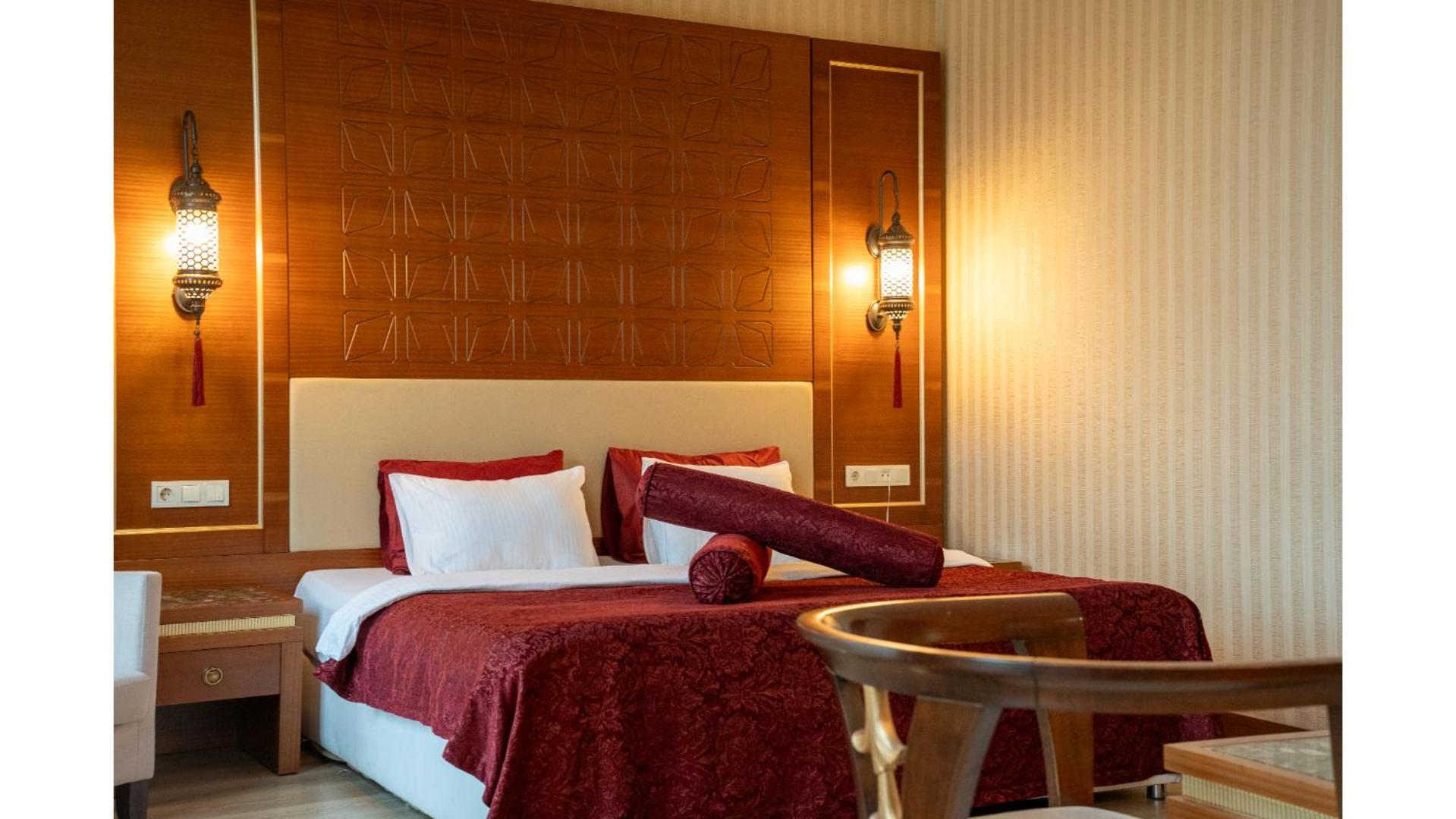Kronos Hotel Golbasi  Экстерьер фото