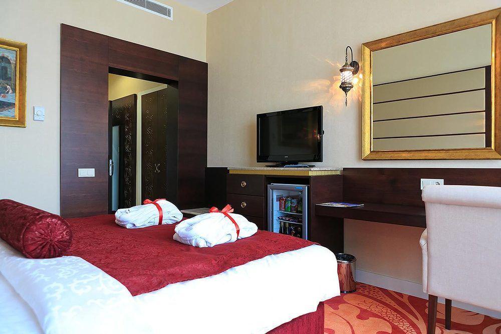 Kronos Hotel Golbasi  Экстерьер фото