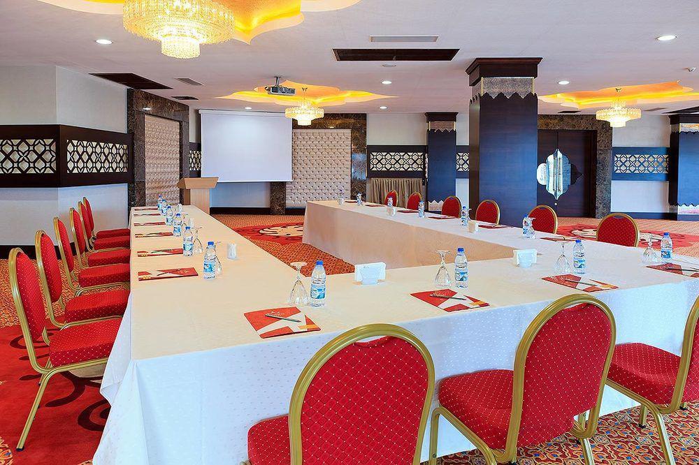 Kronos Hotel Golbasi  Экстерьер фото
