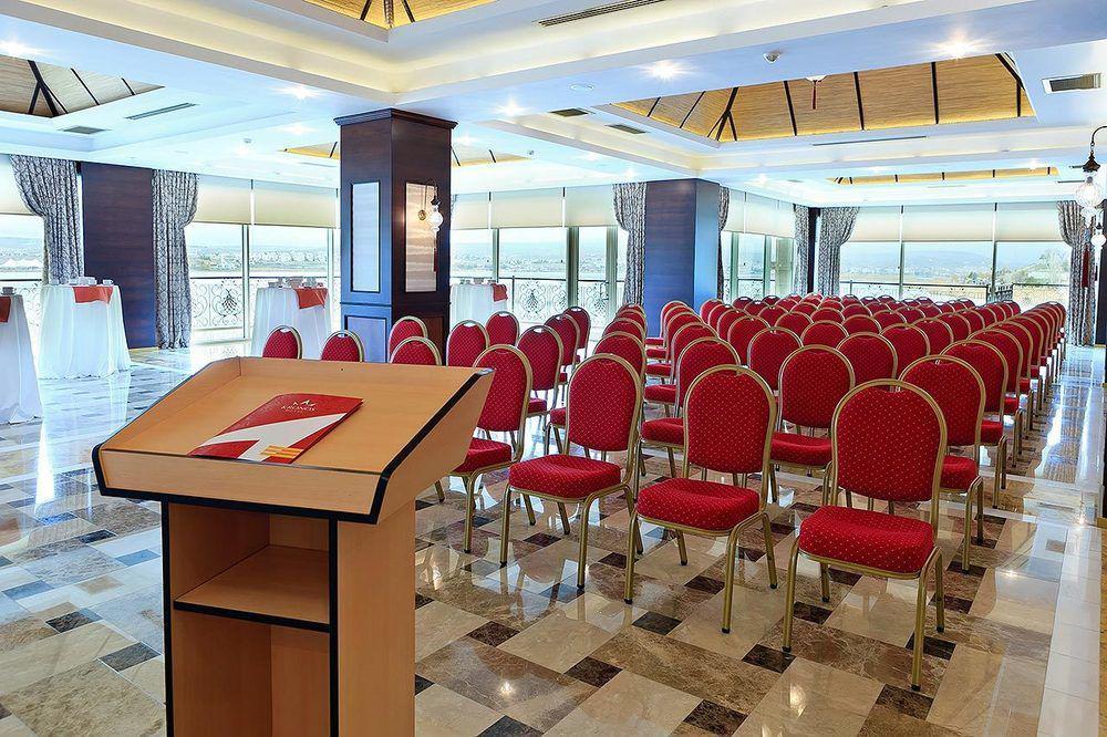Kronos Hotel Golbasi  Экстерьер фото