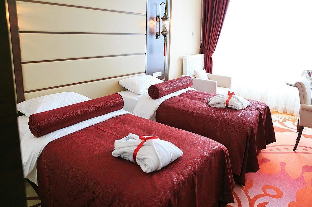Kronos Hotel Golbasi  Экстерьер фото